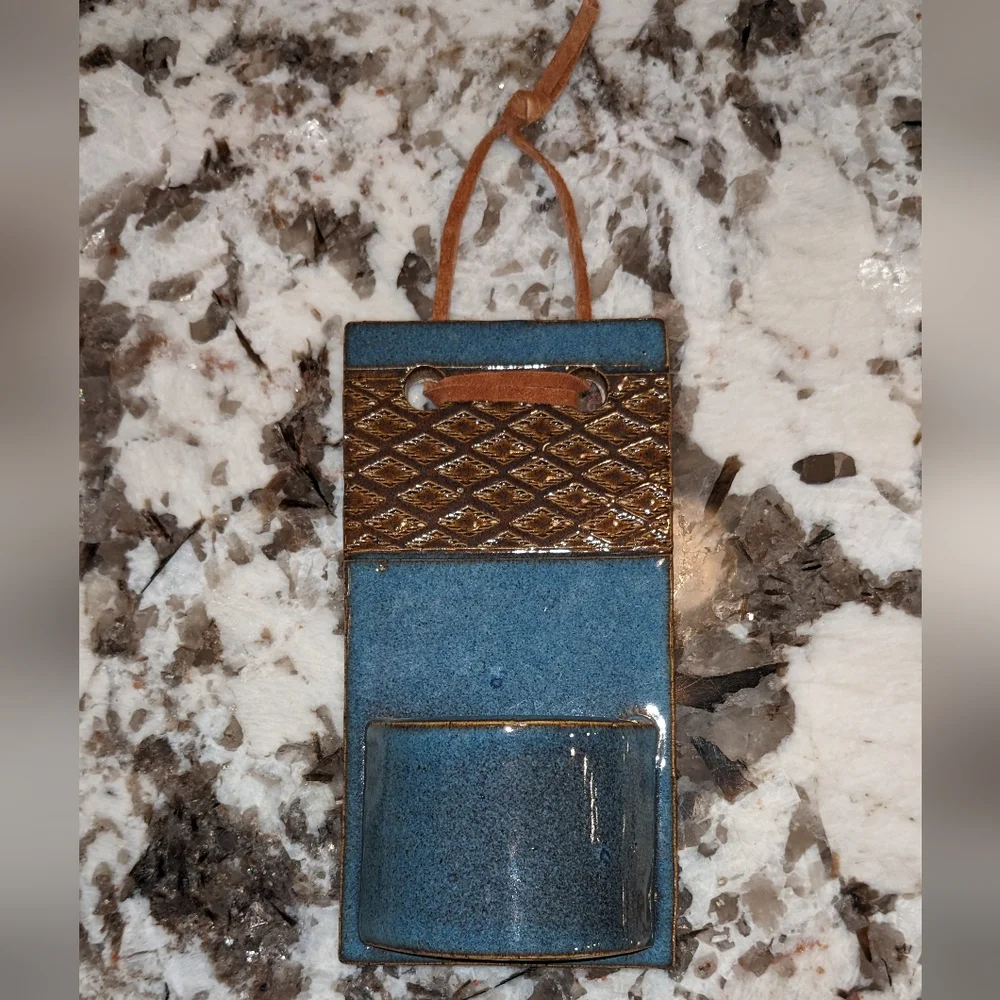 Handmade Ceramic Glazed Air Plant Hanger